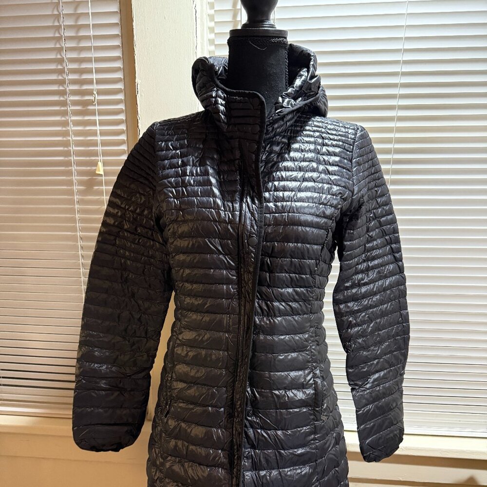 patagonia black whimsigoth romantic goth winter fall travel puffer small coat